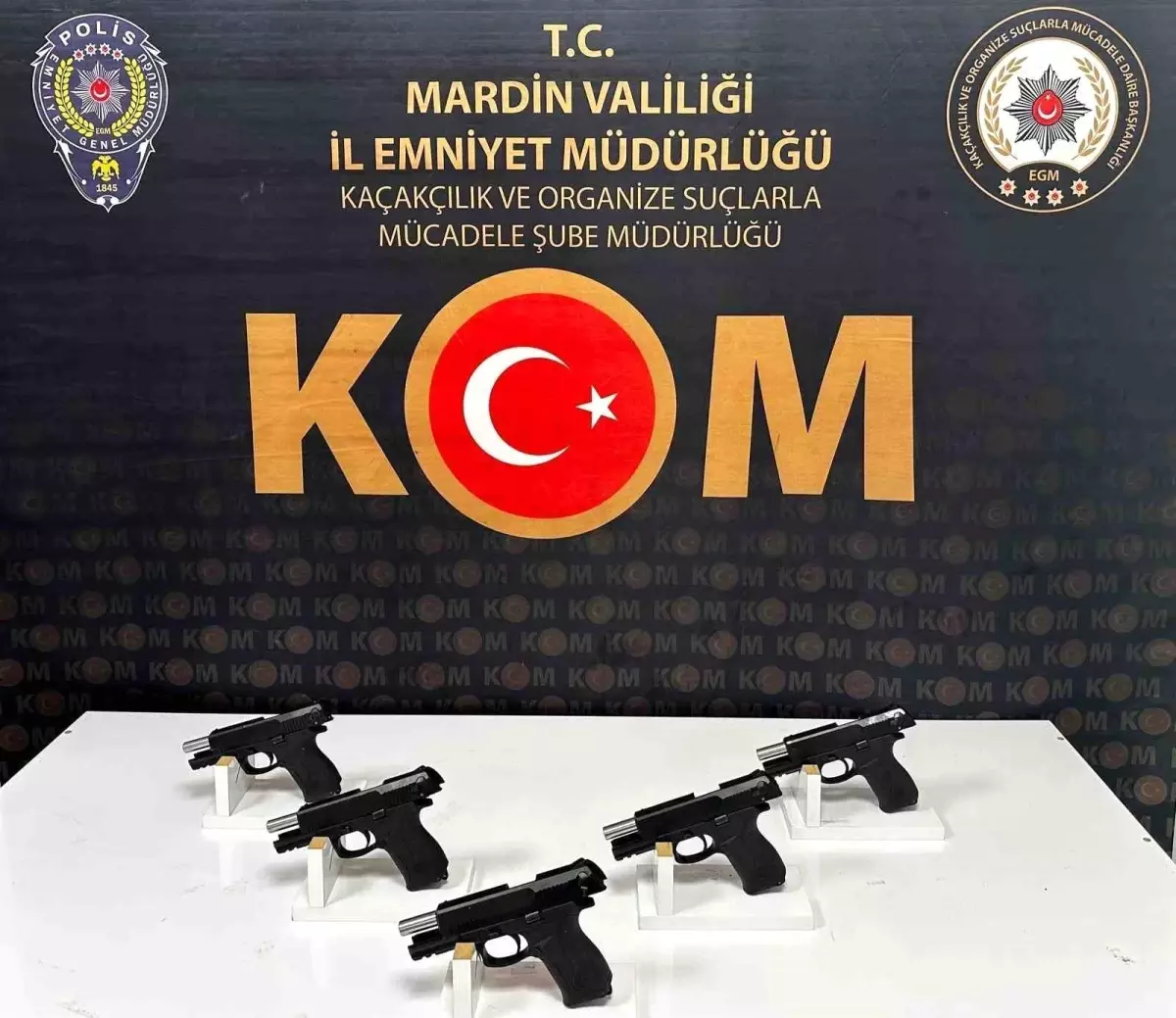 mardinde 5 ruhsatsiz tabanca ele gecirildi O2zXr7dT