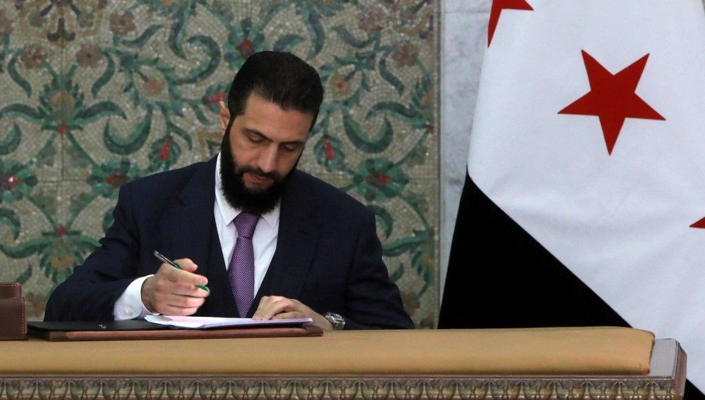 ahmed saranin ilk sinavi suriyede esad sonrasi secim gunu SE76UsRy