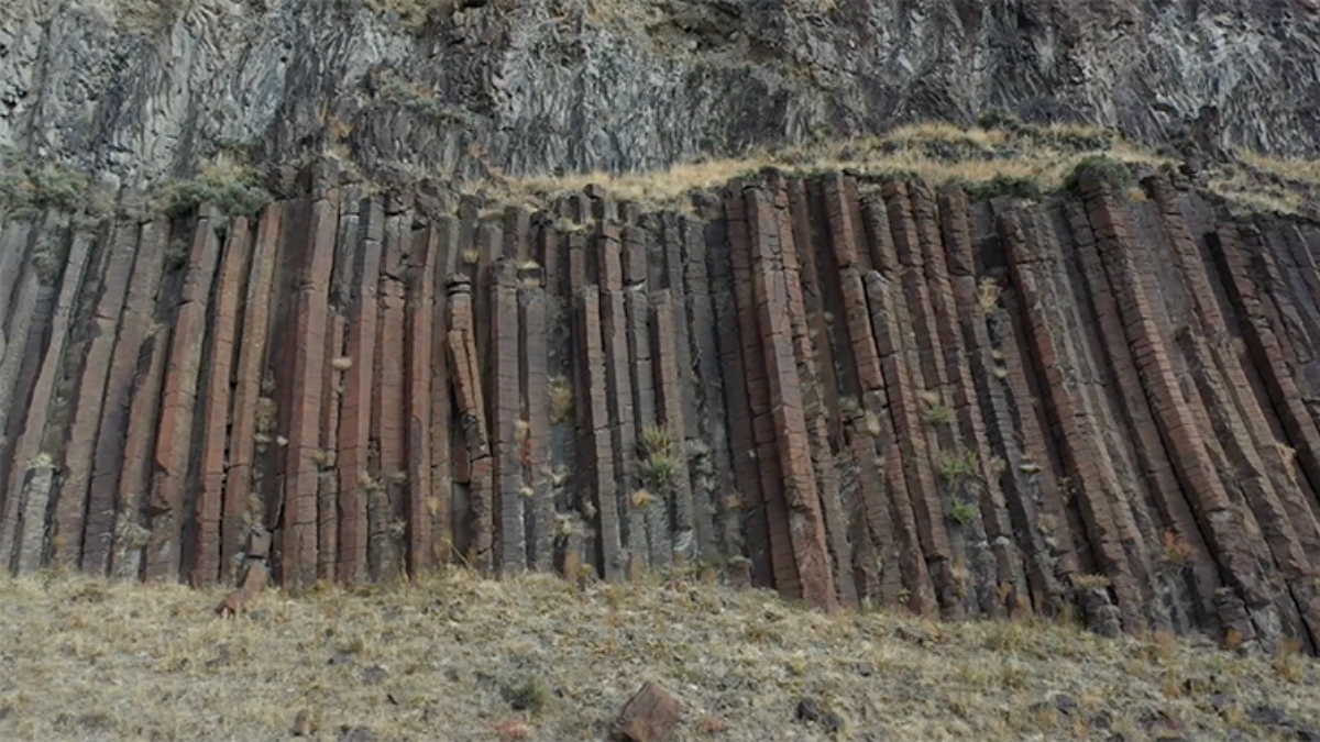 kagizmandaki 7 milyon yillik sutunlar bilimsel literature girdi iz9LC9iu.jpg