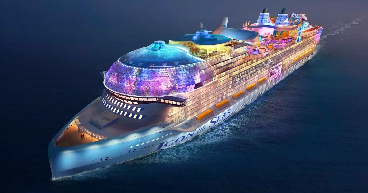 kruvaziyer ile gelen yolcu 7 kat daha harciyor 79KLBGuE.webp