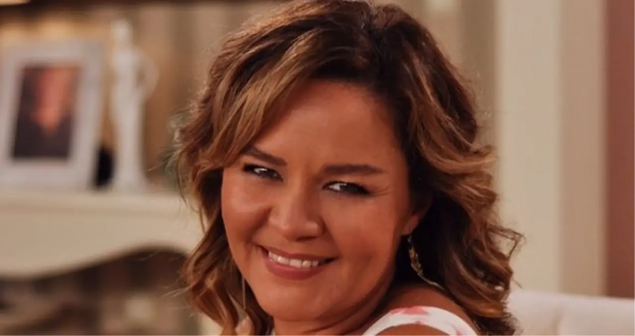 zeyno gunenc kimdir zeyno gunenc kac yasinda nereli kariyeri BsxCJ3XZ.jpg