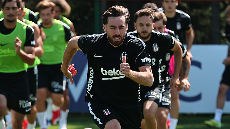 Besiktas midtjylland macinin hazirliklarini surdurdu r5yJrNrM