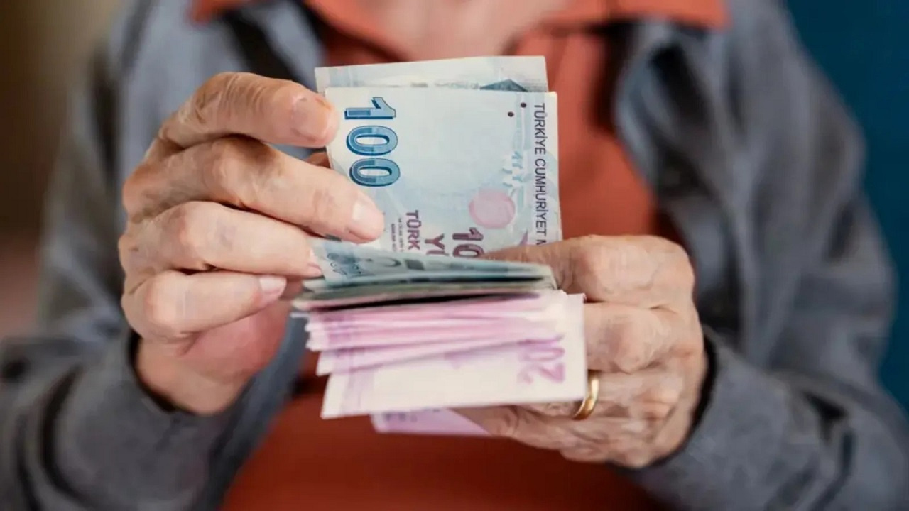 Son dakika | Emekli aylığı farkları yarın yatacak! Haber gorseli